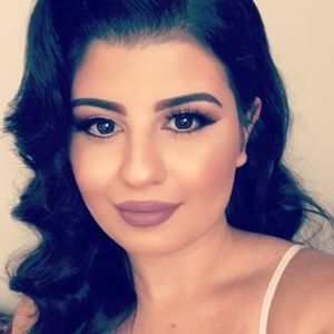 Meet your Posher, Noor